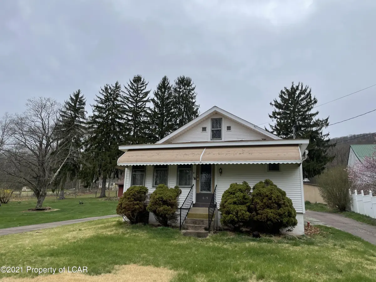 619 Red Ridge Road, Zion Grove in Zion Grove