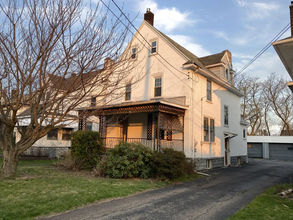 216 Bennett Street, Exeter in Exeter