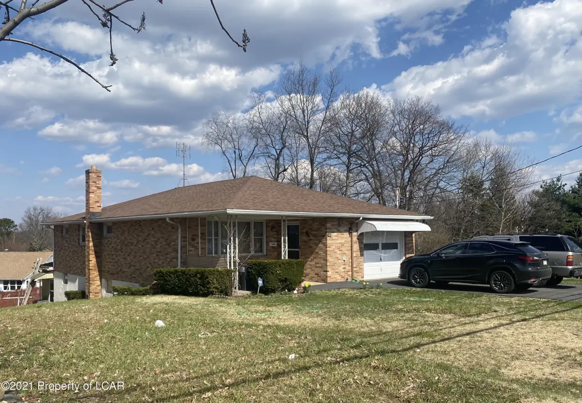 105 Susquehanna Boulevard, West Hazleton in West Hazleton