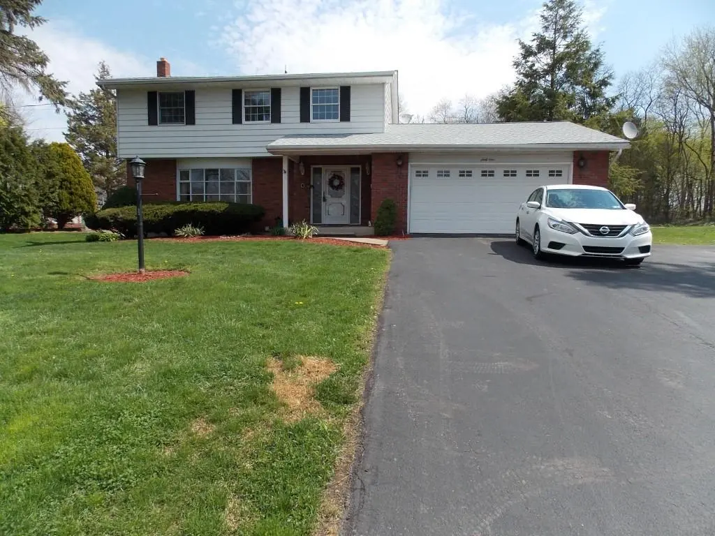 61 Chestnut Street, Larksville in Larksville