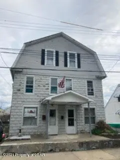 38 E Walnut Street, Plymouth in Plymouth