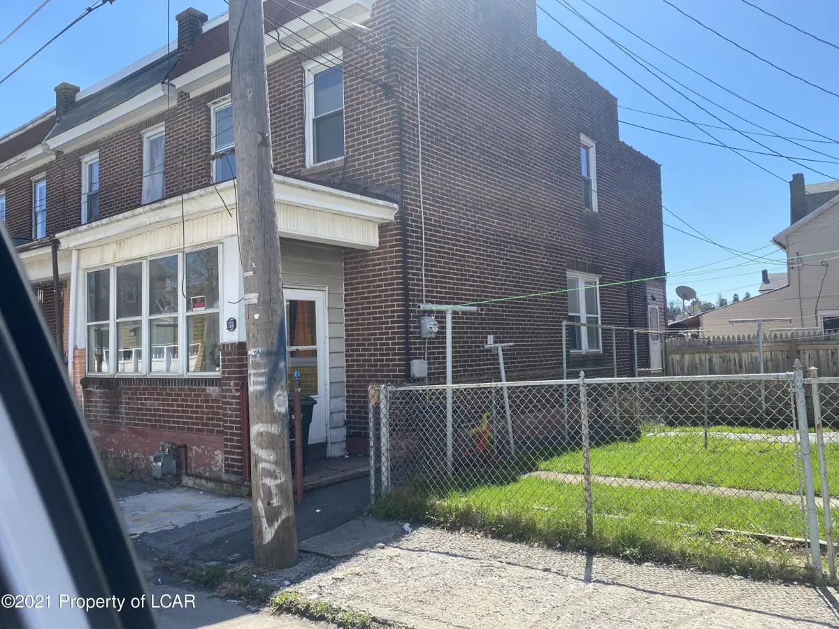 108 E Tamarack Street, Hazleton in Hazleton