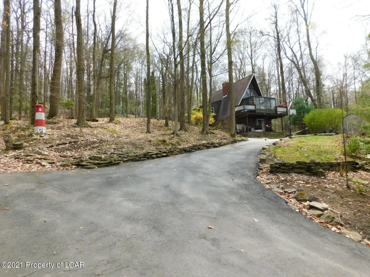 72 E Hemlock Drive, Harveys Lake in Harveys Lake