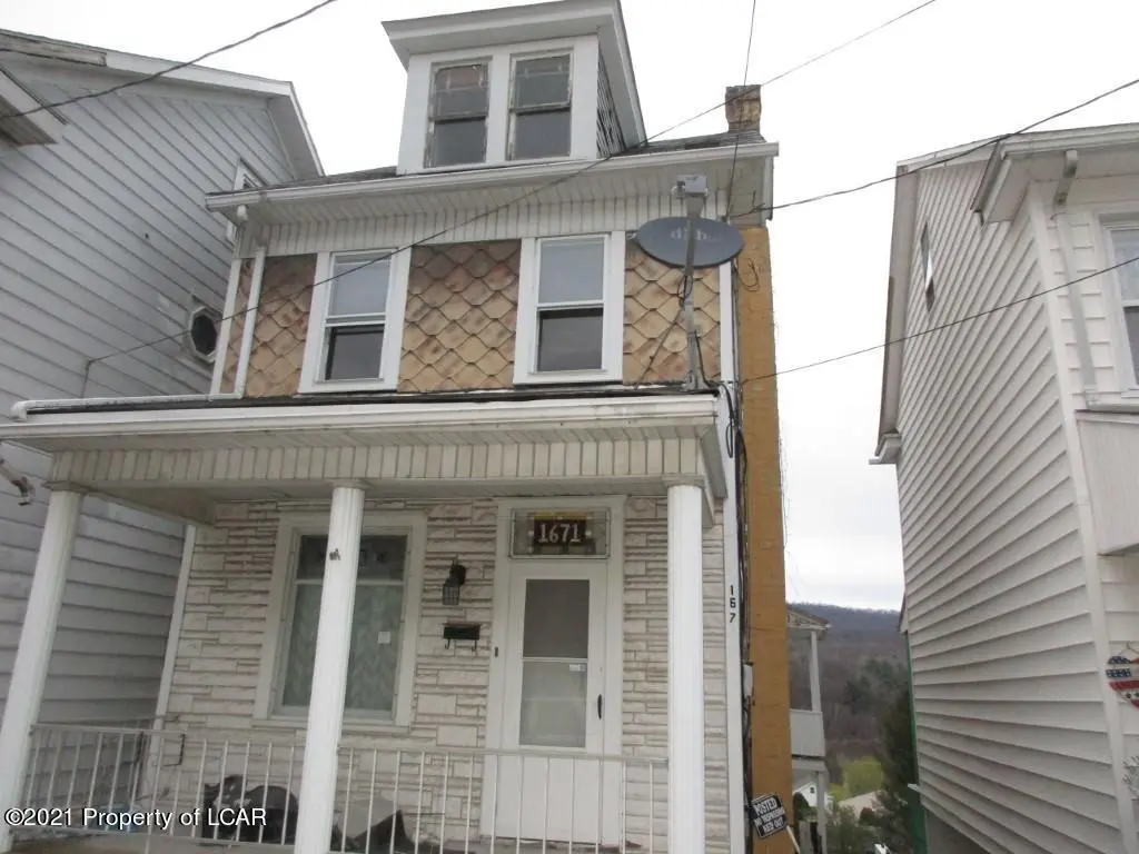 1671 Pulaski Avenue, Shamokin in Shamokin