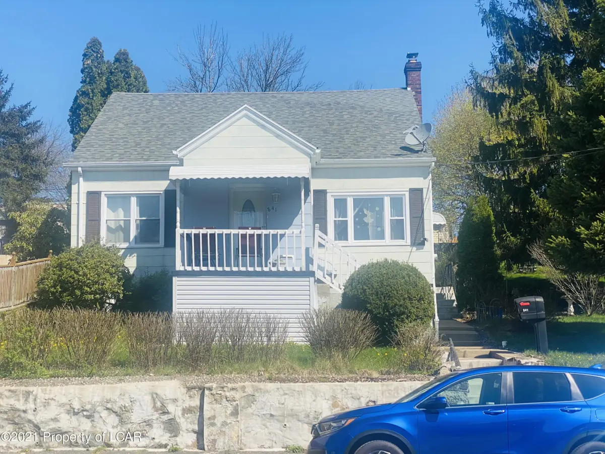 841 E Diamond Avenue, Hazleton in Hazleton