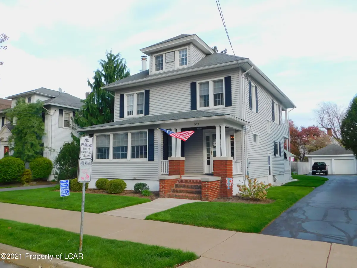 571 Ford Avenue, Kingston in Kingston