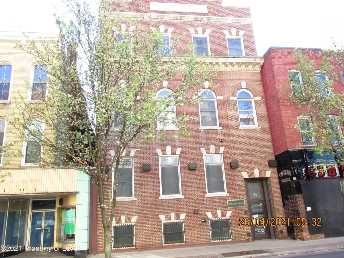 33 E Northampton Street, Wilkes-Barre in Wilkes-Barre