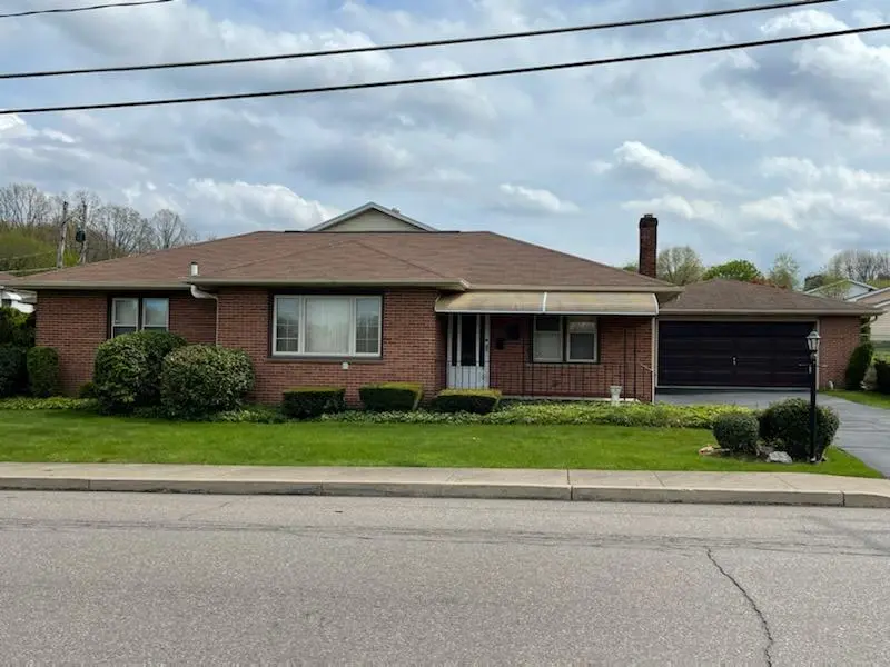 2 W 22nd Street, Hazleton in Hazleton