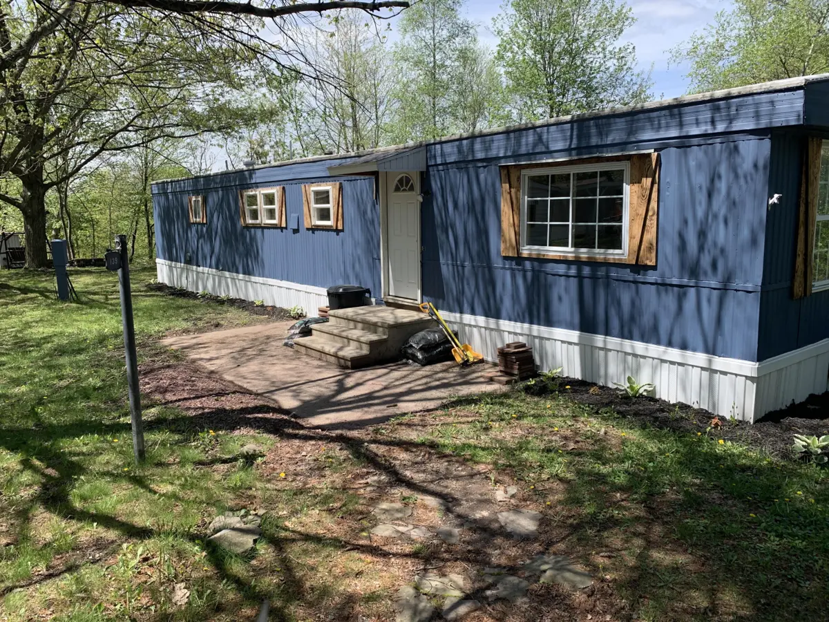 139 Laurel Run, Laurel Run in Laurel Run