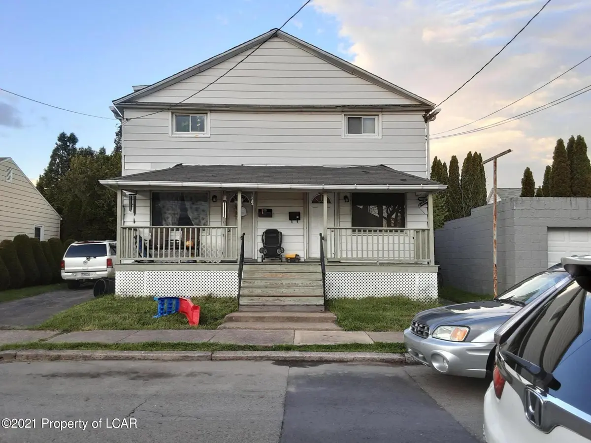 8 Garber Street, Hanover Township in Hanover Township