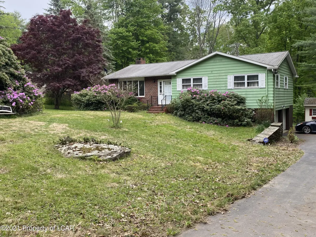274 Overbrook Road, Dallas Township in Dallas Township