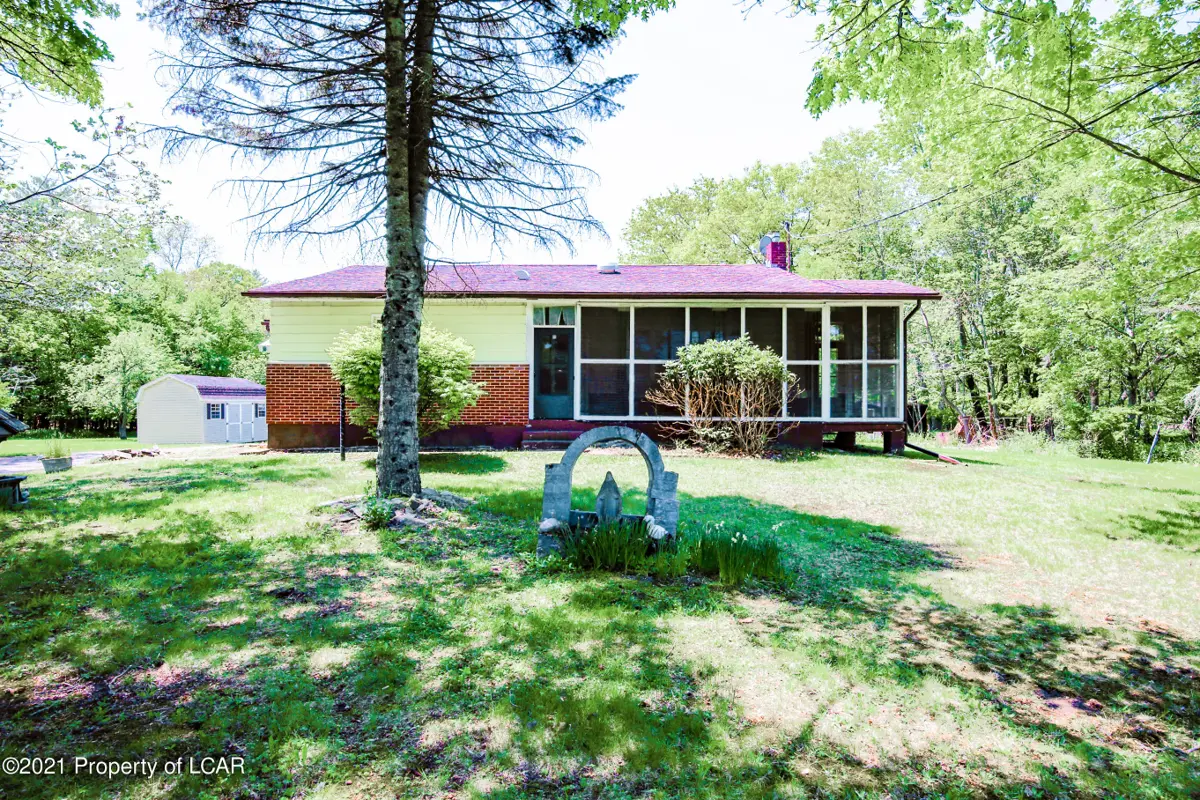 94 Bee Tree Road, Shickshinny in Shickshinny