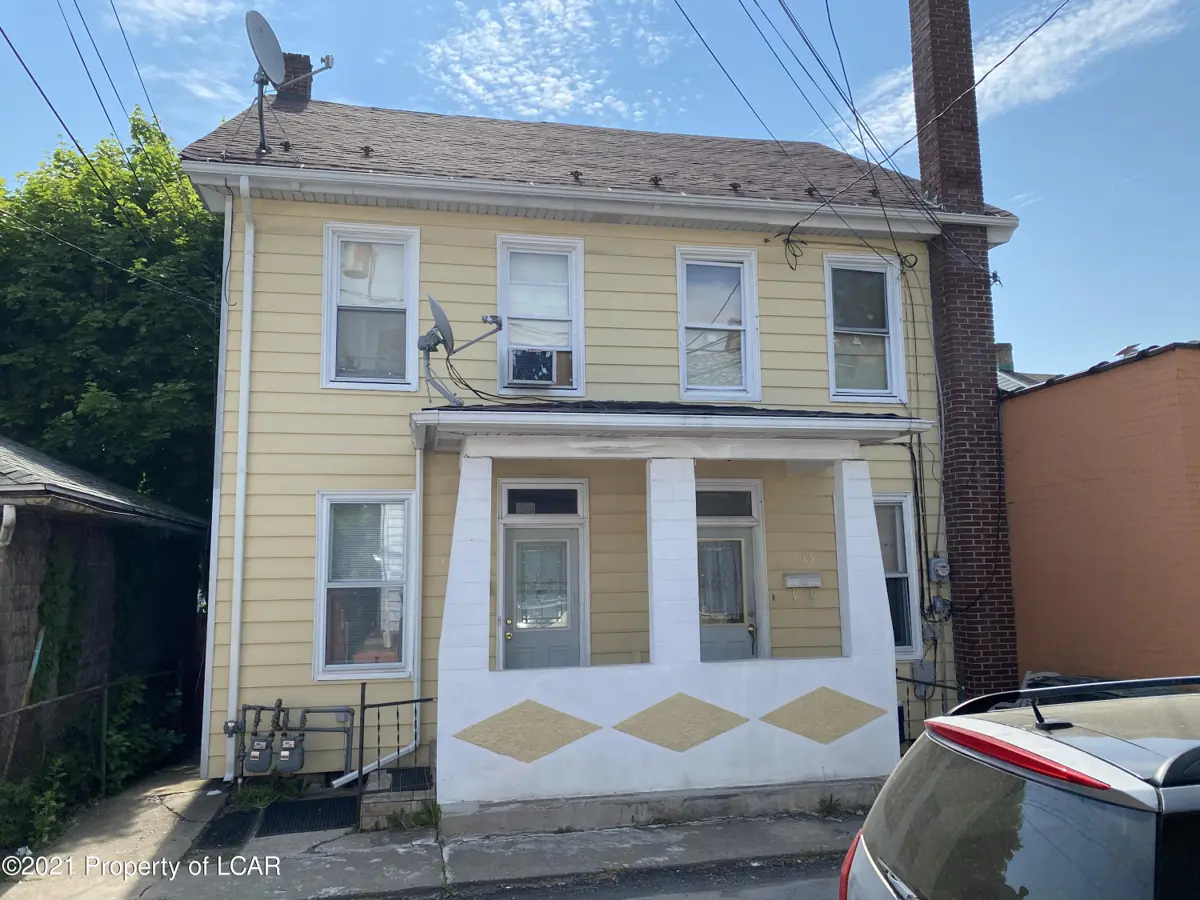 109 N Lee Court, Hazleton in Hazleton