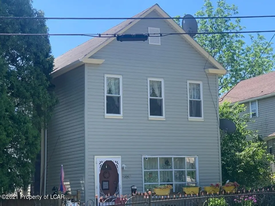 306 Hillside Avenue, Edwardsville in Edwardsville
