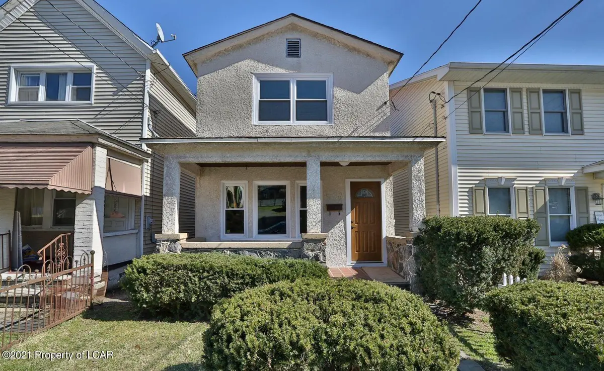 1412 N Sumner Avenue, Scranton in Scranton