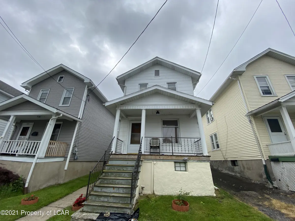 421 E Washington Street, Nanticoke in Nanticoke