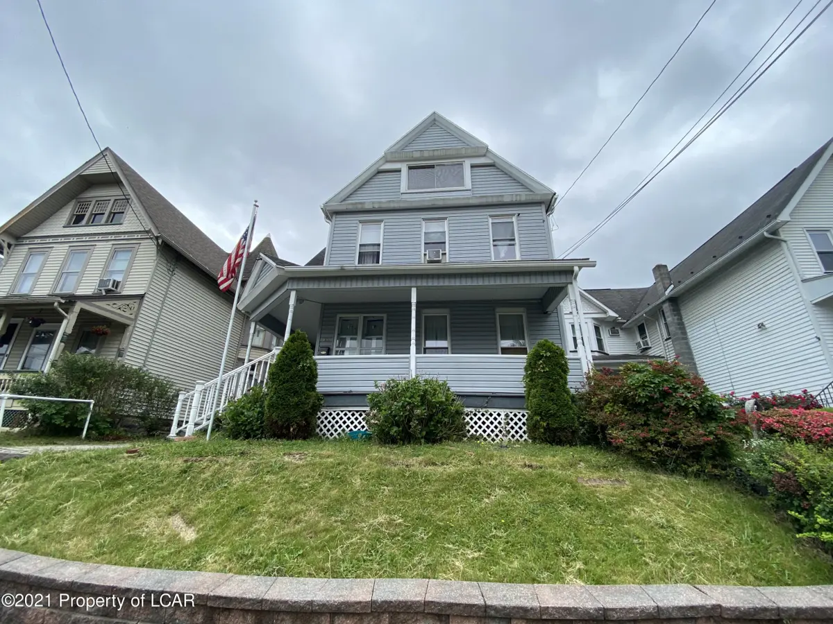 166 S Grant Street, Wilkes-Barre in Wilkes-Barre