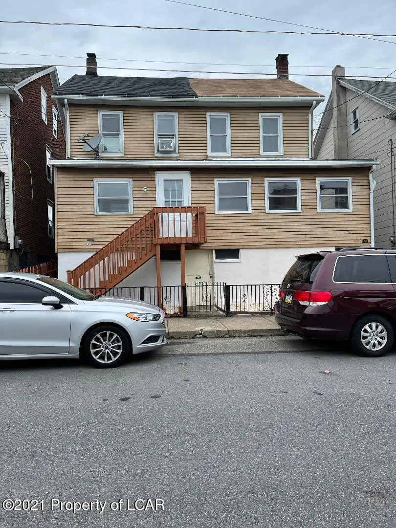 221 Ridge Avenue, West Hazleton in West Hazleton