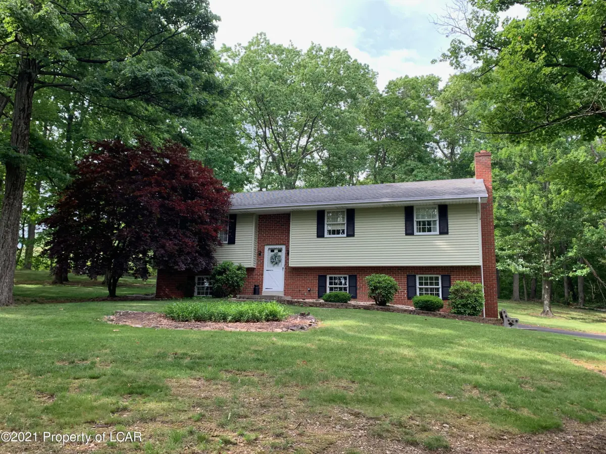 67 Red Oak Terrace, New Ringold in New Ringold