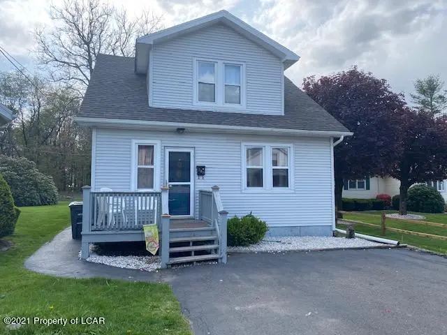980 E Chestnut Street, Hazleton in Hazleton