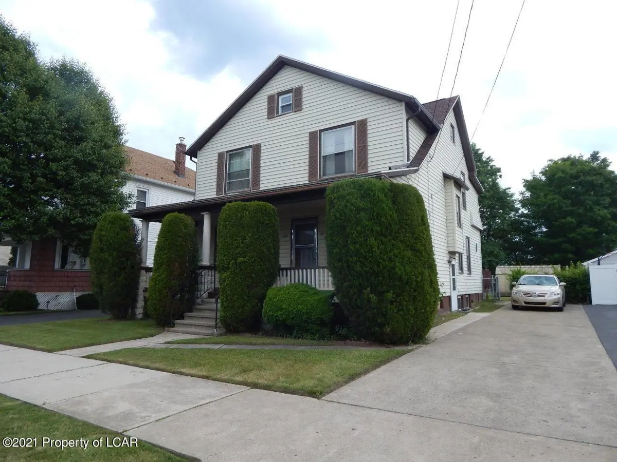 374 Monument Avenue, Wyoming in Wyoming