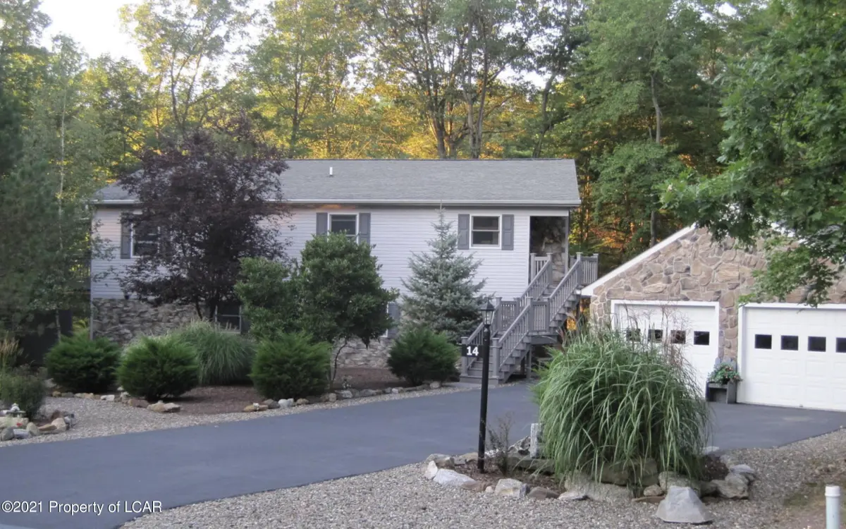 14 Conyngham Drive, Hazleton in Hazleton