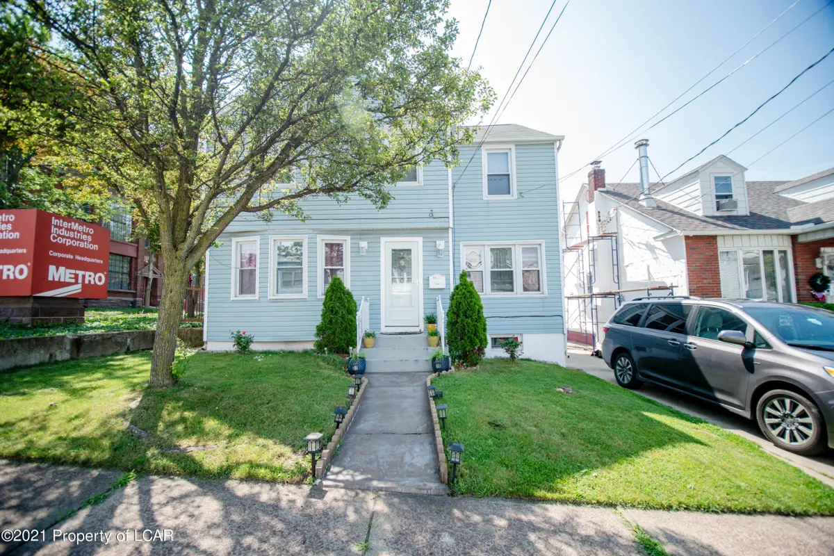 641 N Washington Street, Wilkes-Barre in Wilkes-Barre