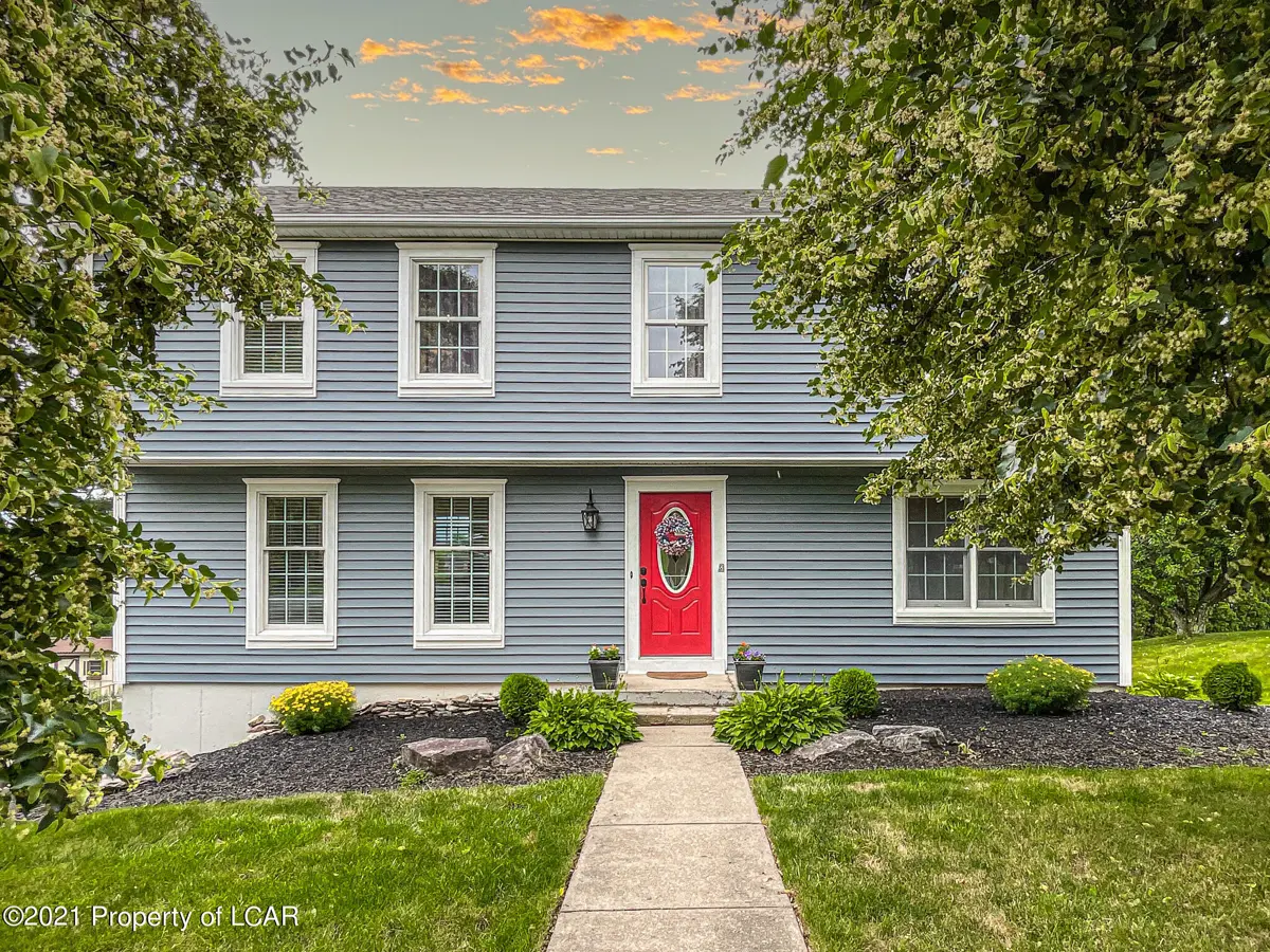 41 Redwood Drive, Wilkes-Barre in Wilkes-Barre
