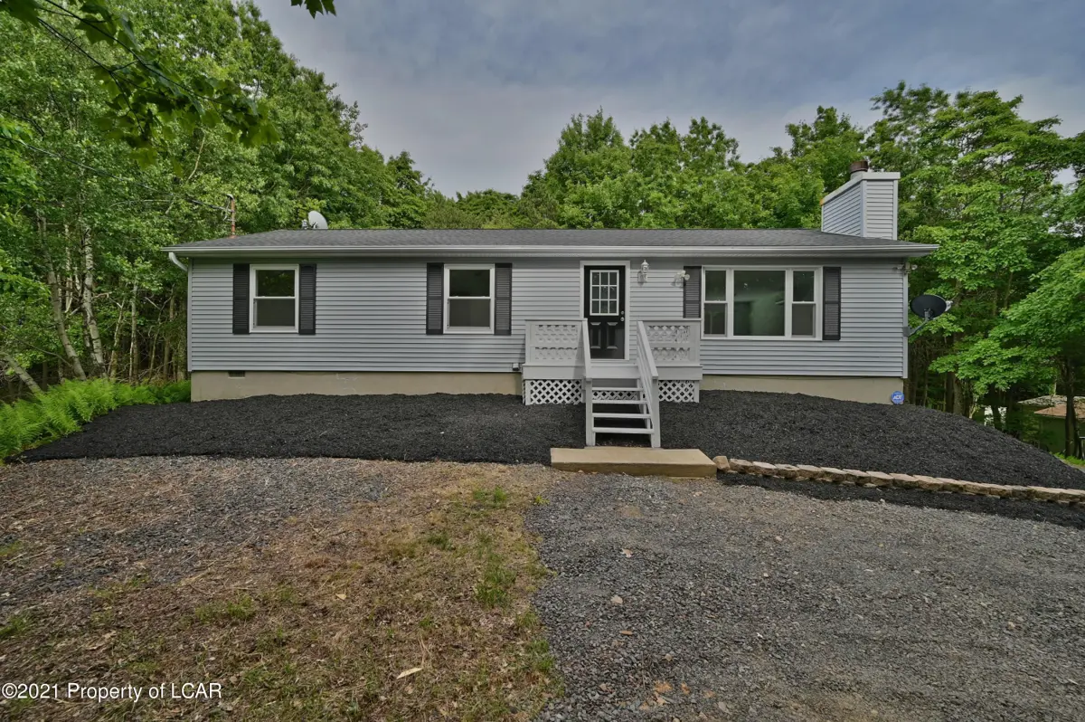 142 Saw Mill Road, Long Pond in Long Pond