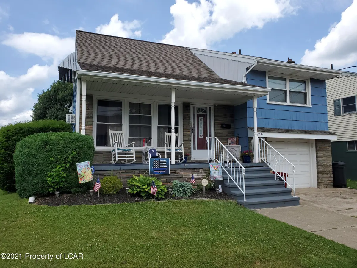 794 Woodland Drive, Kingston in Kingston