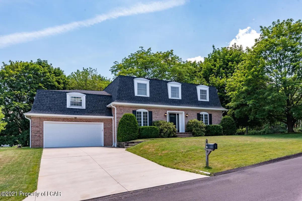 327 Lee Park Avenue, Hanover Township in Hanover Township