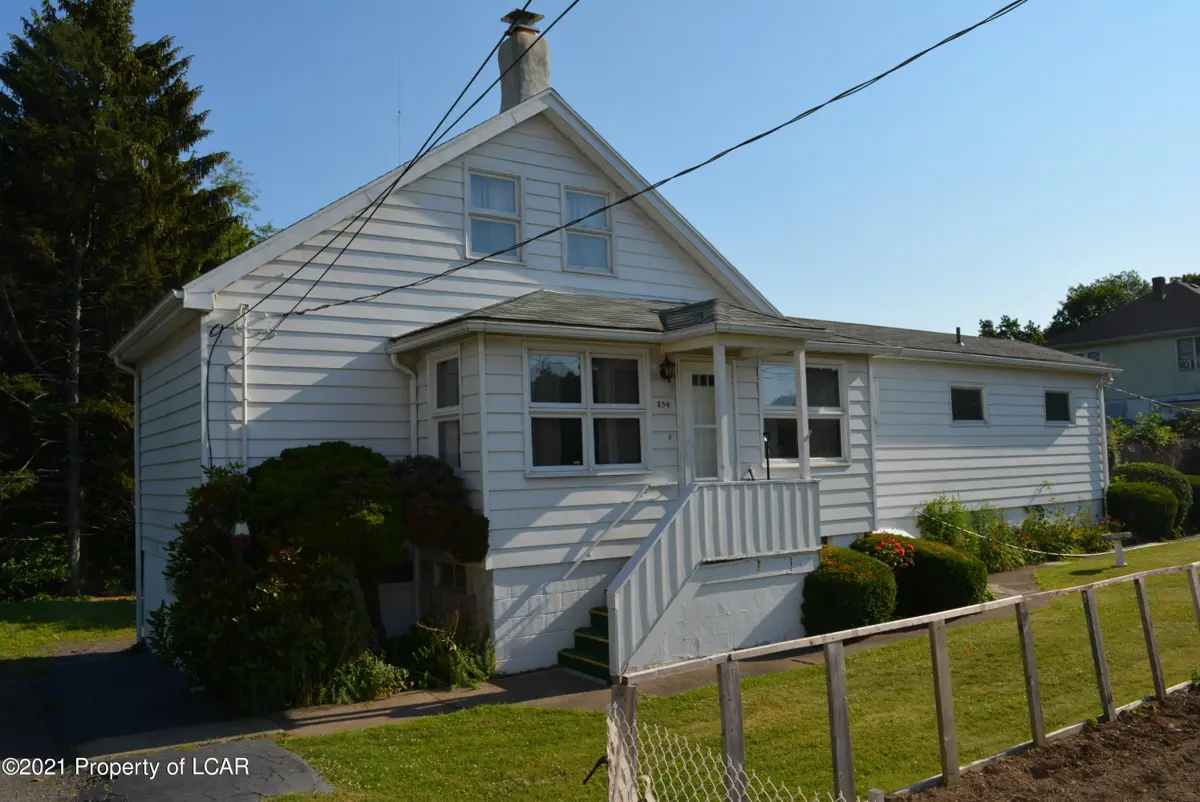 854 Perry Court, Hazleton in Hazleton