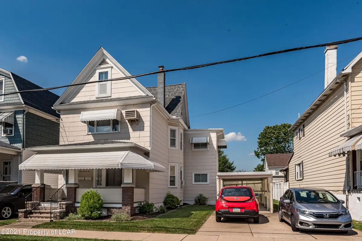 121 Oak Street, Wilkes-Barre in Wilkes-Barre