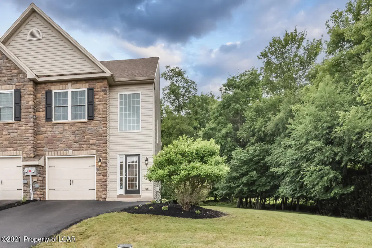 230 Twins Lane, Mountain Top in Mountain Top