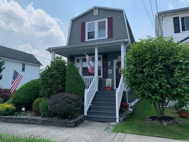 168 Oak Street, Wilkes-Barre in Wilkes-Barre