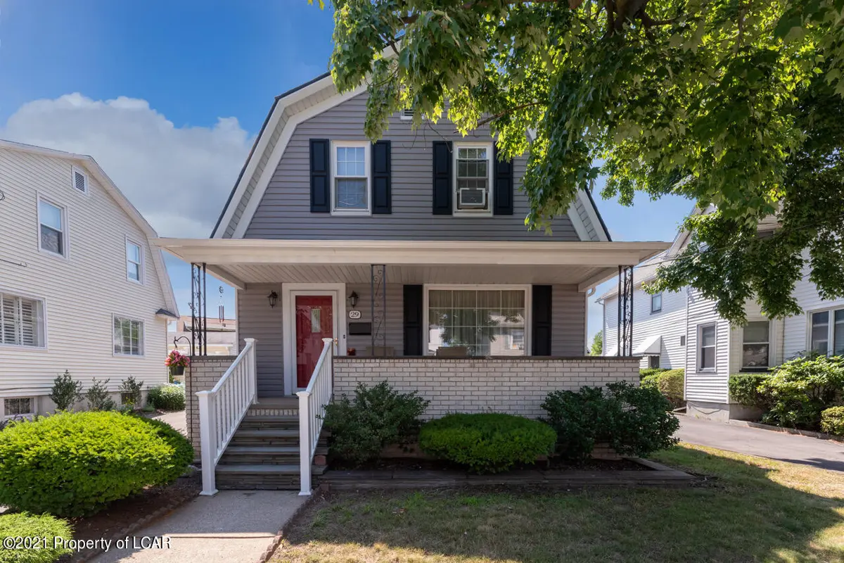 29 Snowden Street, Forty Fort in Forty Fort
