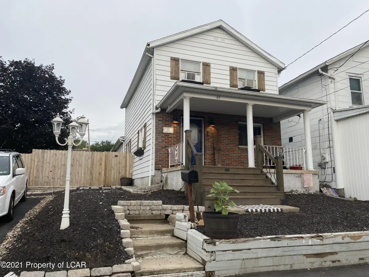 67 Cliff Street, Pittston in Pittston