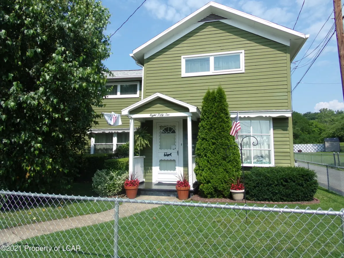 852 N Washington Street, Wilkes-Barre in Wilkes-Barre