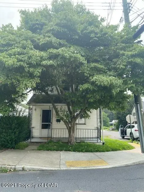 470 W Shawnee Avenue, Plymouth in Plymouth