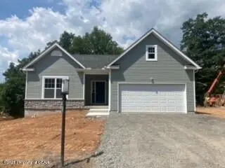 418 Pin Oak Drive, White Haven in White Haven
