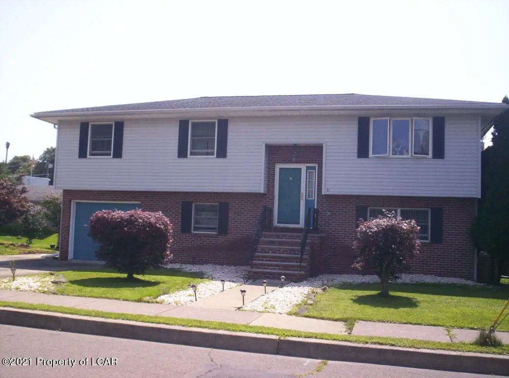 41 Kniffen Street, Hanover Township in Hanover Township