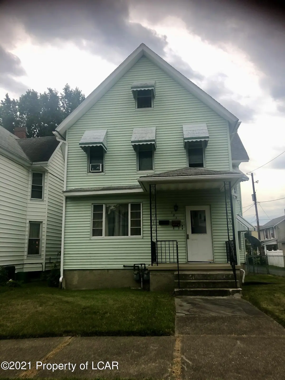 121 Parke Street, West Pittston in West Pittston