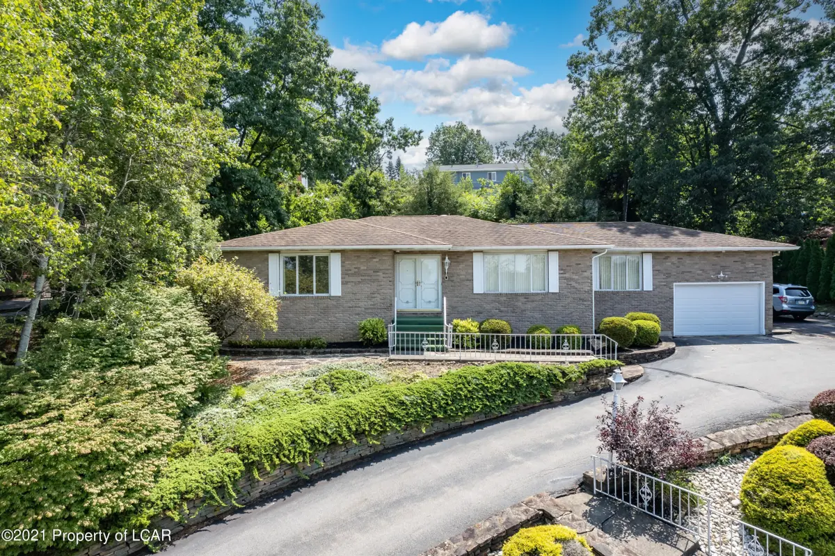 31 Fairfield Drive, Laflin in Laflin