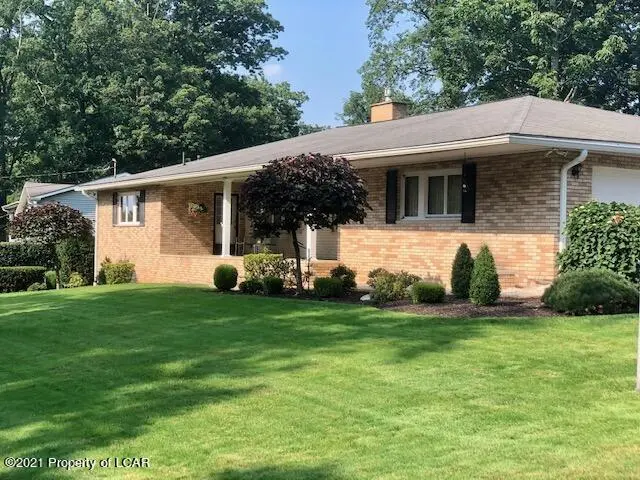 65 Charter Drive, Mountain Top in Mountain Top