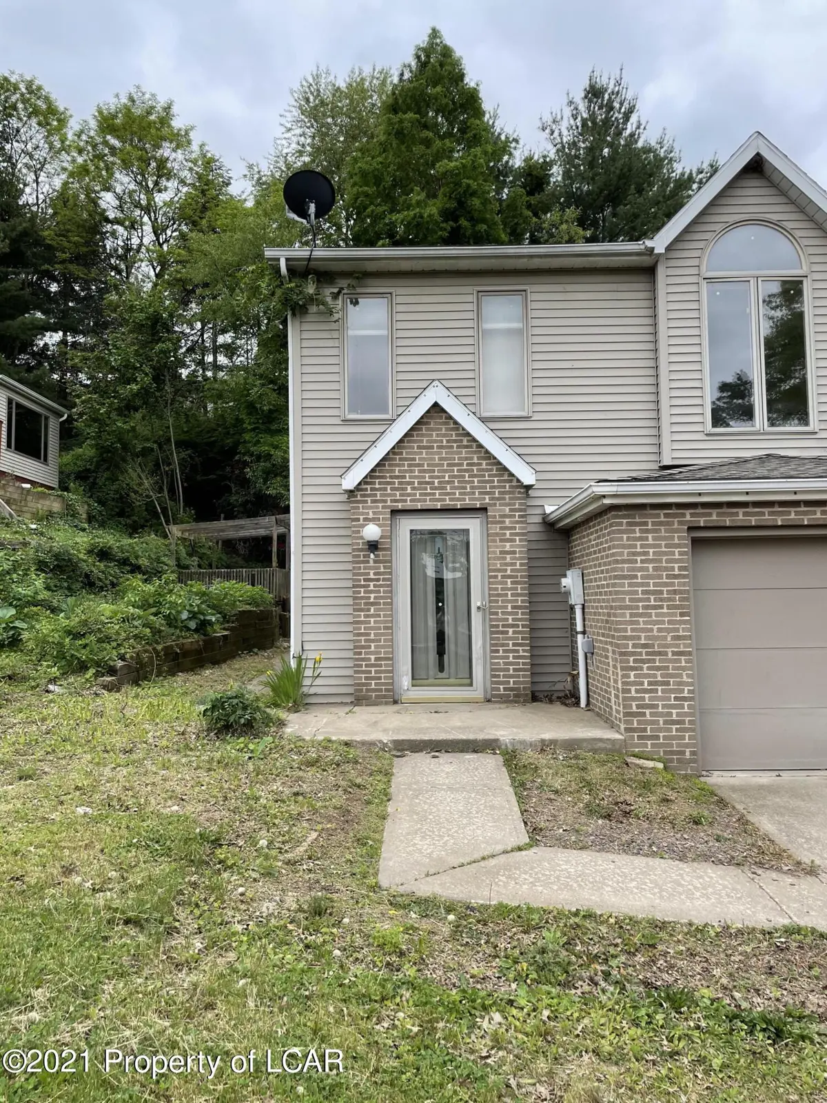 53 Clarks Lane, Wilkes-Barre in Wilkes-Barre