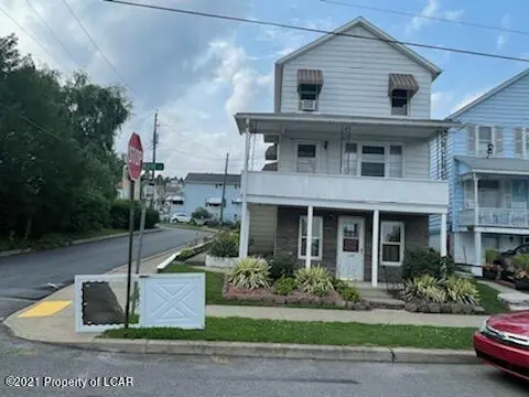 144 E Grove Street, Edwardsville in Edwardsville