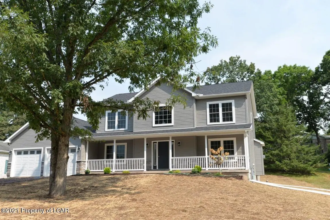 11 Thomas Drive, Mountain Top in Mountain Top