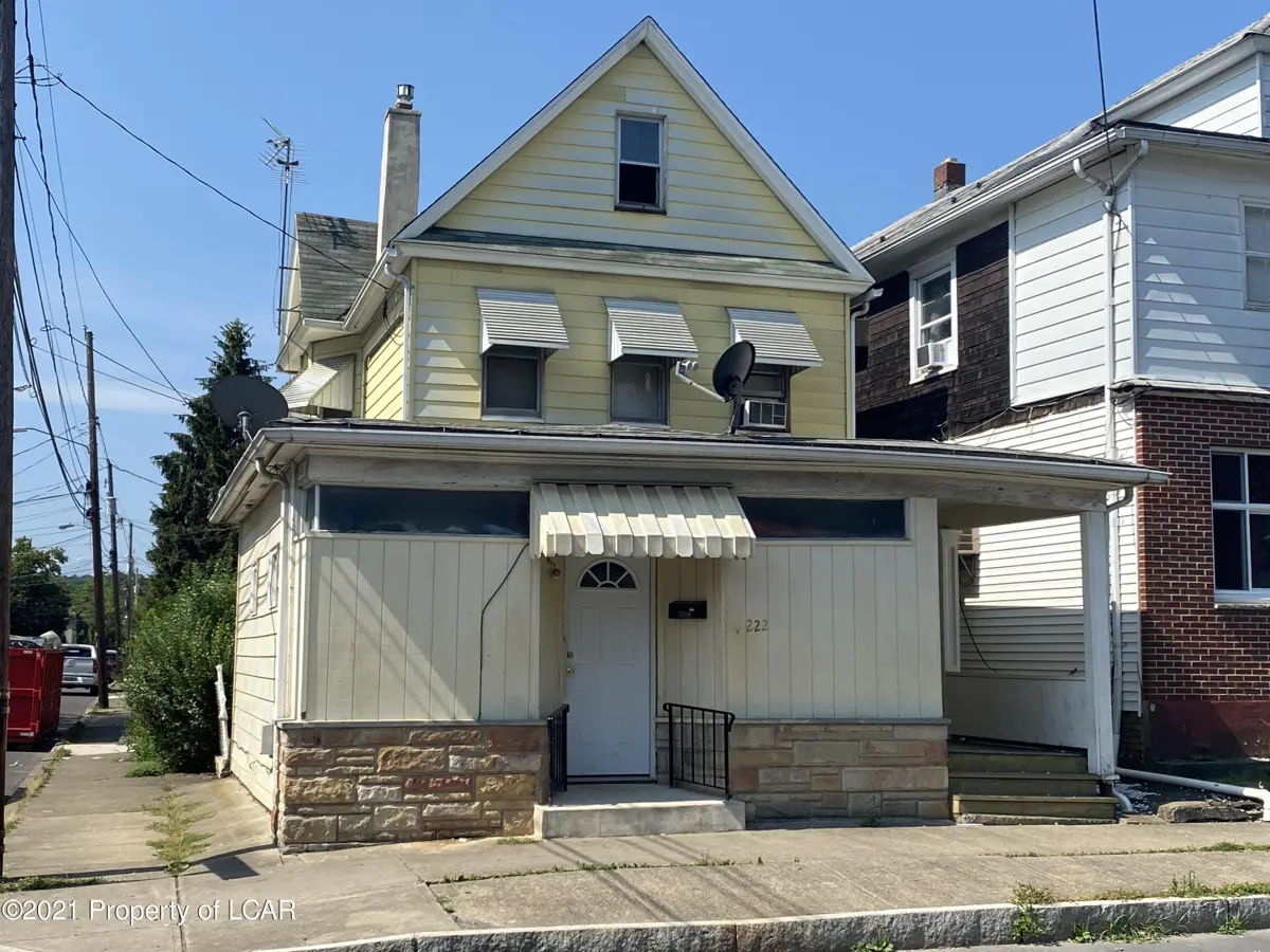 222 W Division Street, Hanover Township in Hanover Township