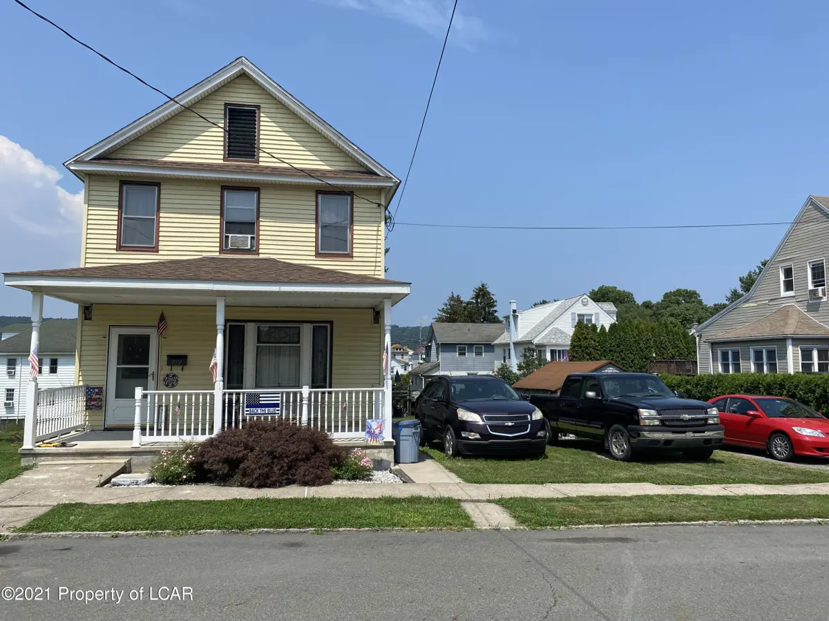 729 Church Street, Hanover Township in Hanover Township