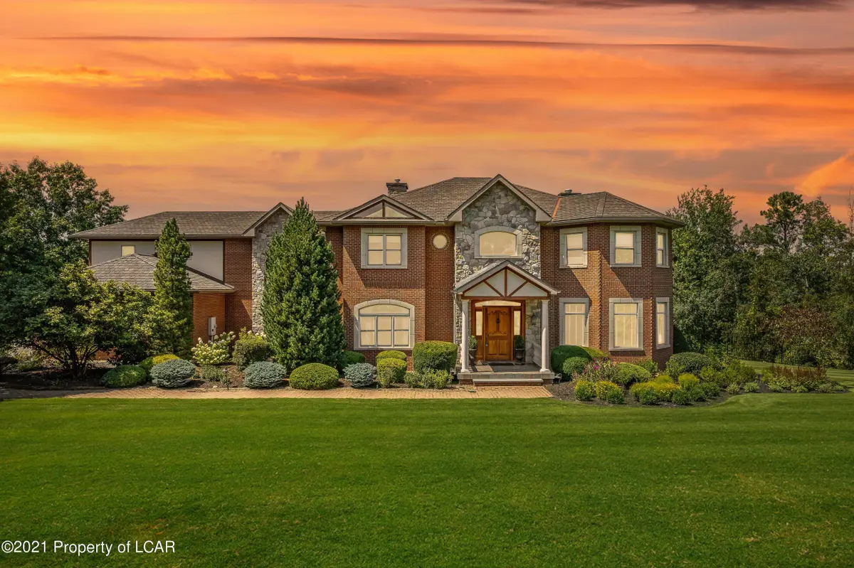 15 Carey Lane, Pittston in Pittston